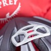 Sac de randonnée Talon 22 2017 Osprey - attache casque sur le dessus du sac Osprey