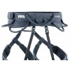 Harnais d'escalade Adjama Petzl confortabke avec tours de cuisse et ceinture rembourrées