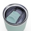 Mugak tumbler sist hutsean isolatutako camelbak